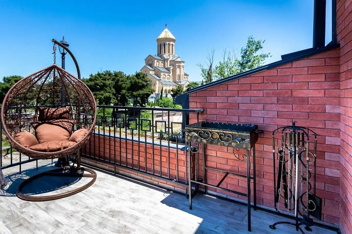 3Br Apt W Huge Terrace & Magnificent Views Tbilisi Apartamento