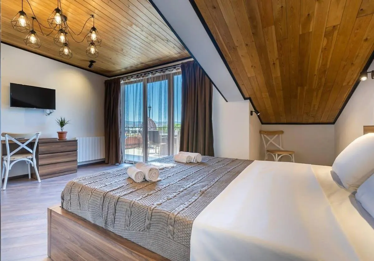 3Br Apt W Huge Terrace & Magnificent Views Tbilisi Geórgia