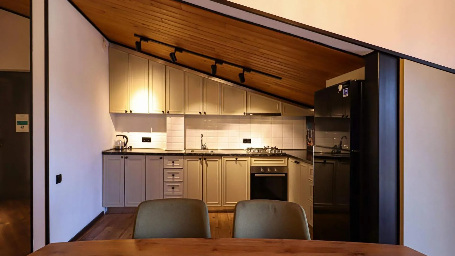 Apartamento 3Br Apt W Huge Terrace & Magnificent Views Tbilisi
